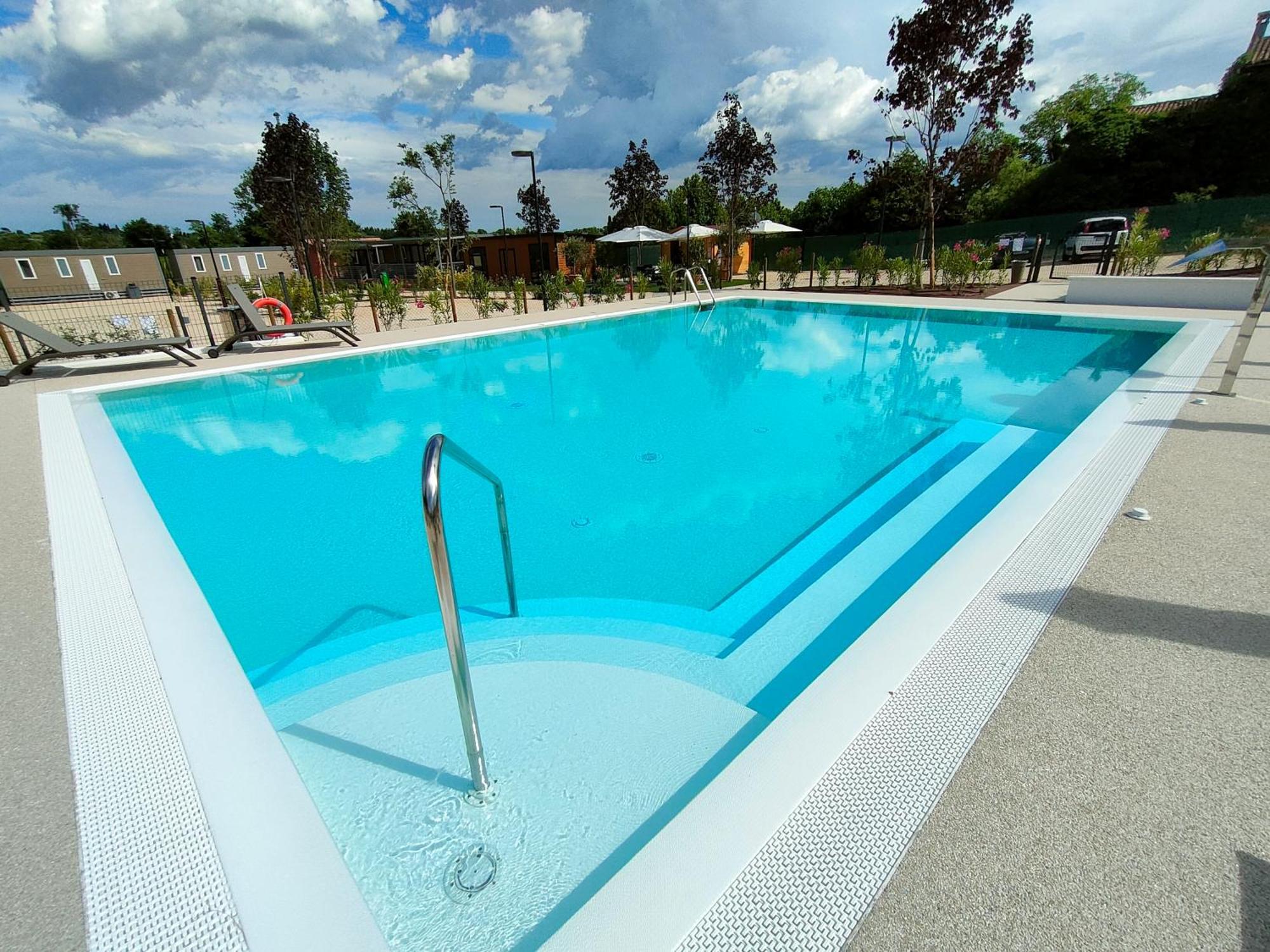I Campi Wine Relais Ξενοδοχείο Ronchi  Εξωτερικό φωτογραφία