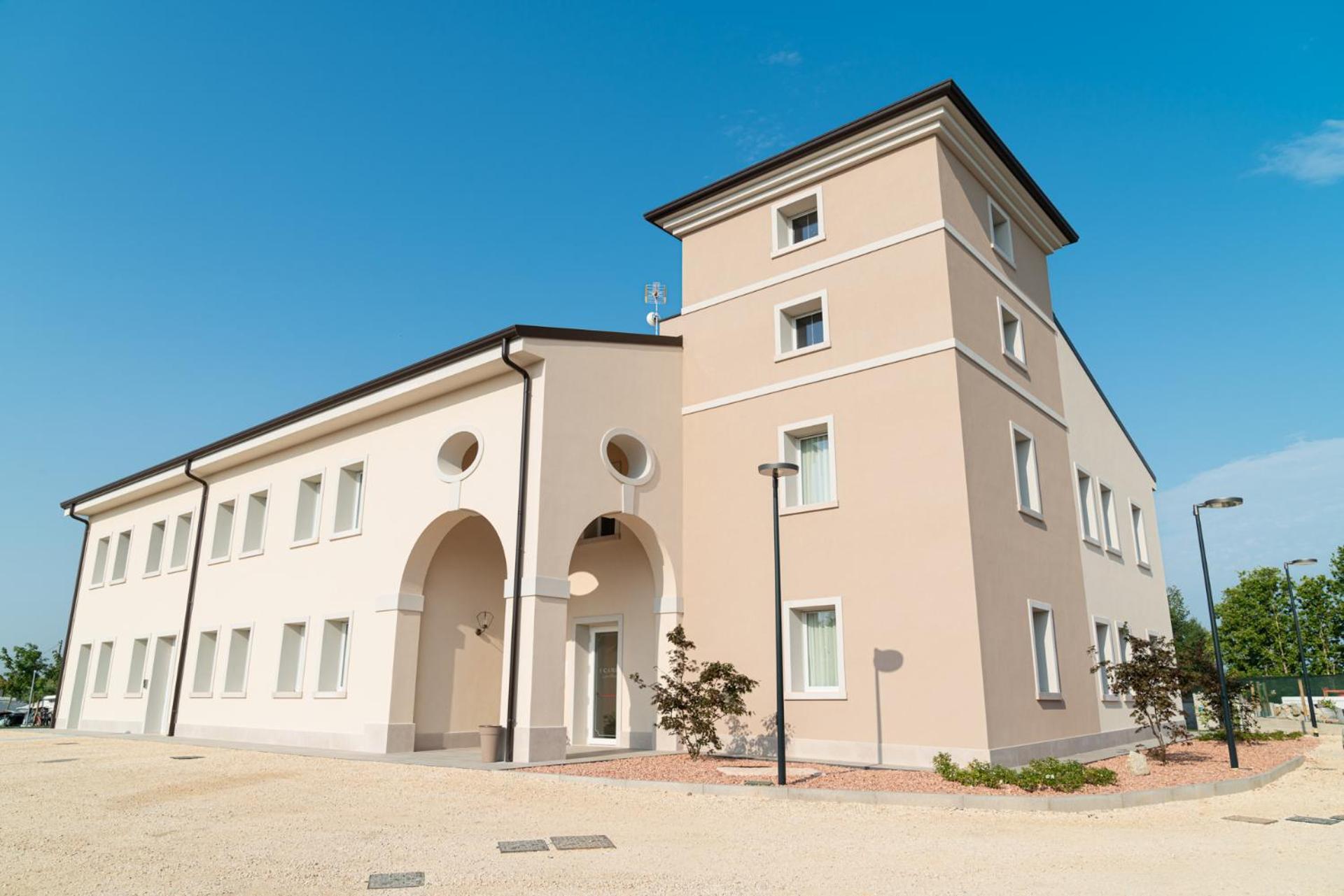 I Campi Wine Relais Ξενοδοχείο Ronchi  Εξωτερικό φωτογραφία